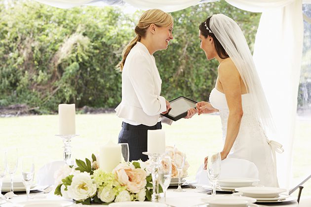Сватбен агент – работата, която можете да започнете със стартов капитал под £ 5 000