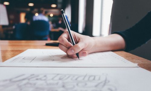 Няколко добри причини да започнете собствен бизнес, докато сте още на работа
