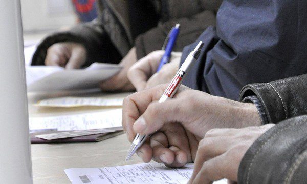 Завръщане в България и право на парично обезщетение